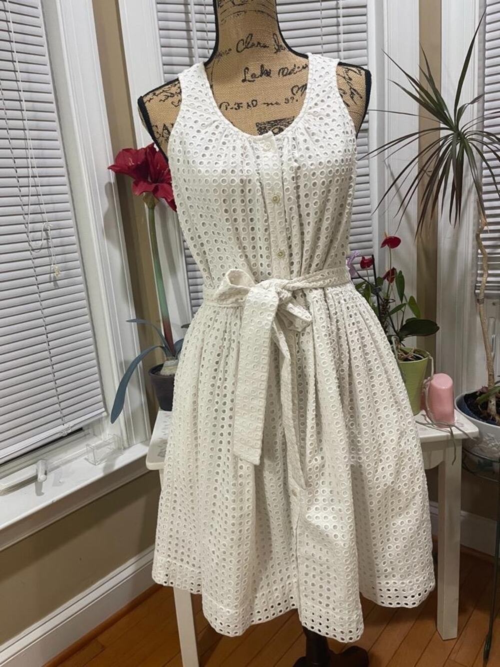 Kate Spade White Broome Street Dot Eyelet Short Casual Dress Medium (DR100